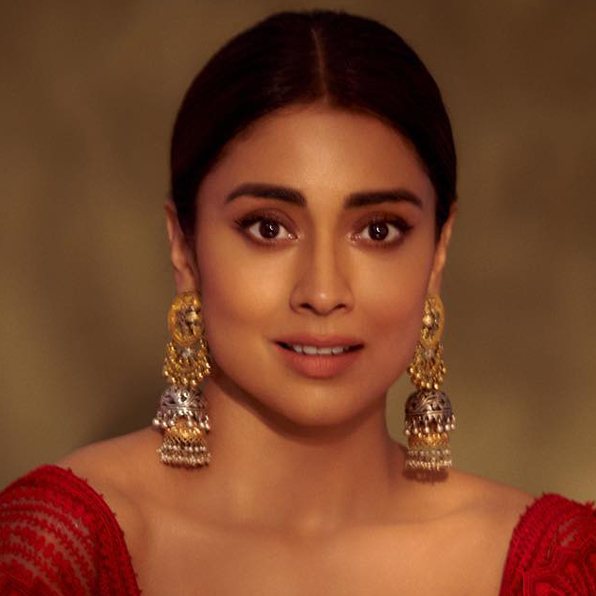 New Project (32)_0026_shriya-saran-in-red-saree-photos